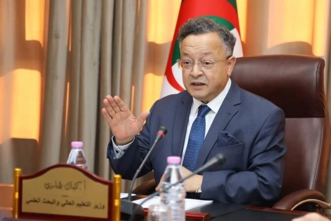 بداري: نحو تعميم تدريس مادتي "تاريخ الجزائر" و "الوطنية والمواطنة" على كافة  المدارس العليا عبر الوطن