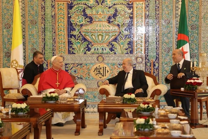 اليوم الأول من زيارة بابا الفاتيكان إلى الجزائر التزام بدعم وتعزيز قيم الحوار والسلام والتعايش
