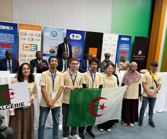 سعداوي يهنئ الفريق الجزائري للتربية الوطنية المتوج بالمرتبة الأولى في  الأولمبياد الإفريقي للرياضيات
