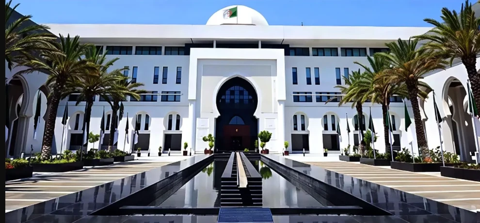 الموافقة على تعيين سفير الجزائر الجديد لدى جمهورية صربيا