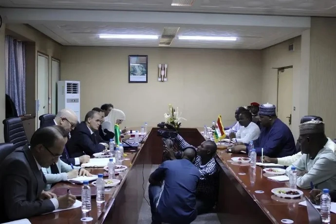 رزيق وبشير يعقدان بنيامي لقاءً مع وزير التجارة والصناعة النيجري