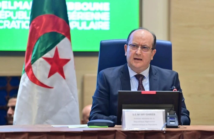 تجسيدا لتوجيهات رئيس الجمهورية الرامية إلى إعادة بعث المشاريع المصادرة  .... الوزير الاول يحل بباتنة للاشراف على إطلاق مشاريع اقتصادية