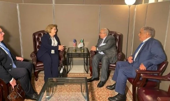 الجزائر,شريك قوي في إحلال السلم في المنطقة وبالقارة الإفريقية