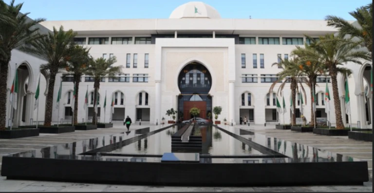 الموافقة على تعيين سفير الجزائر الجديد لدى جمهورية ساوتومي وبرانسيب