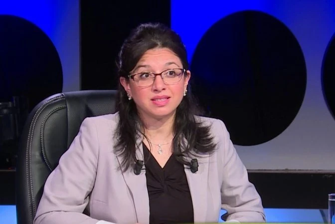 السيدة آمال عبد اللطيف تتسلم مهامها كوزيرة للتجارة الداخلية وضبط السوق  الوطنية