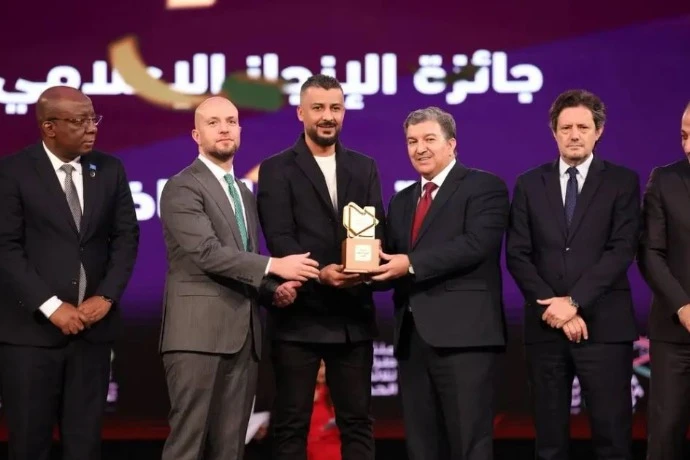 وزير الاتصال يشارك بطرابلس في حفل اختتام ملتقى الإعلام الليبي