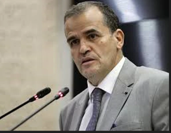 بعد تسجيل وفرة في السنوات الاخيرة :  رزيق يترأس اجتماعا لمراجعة قائمة المنتجات المعنية  بتجميد تصديرها