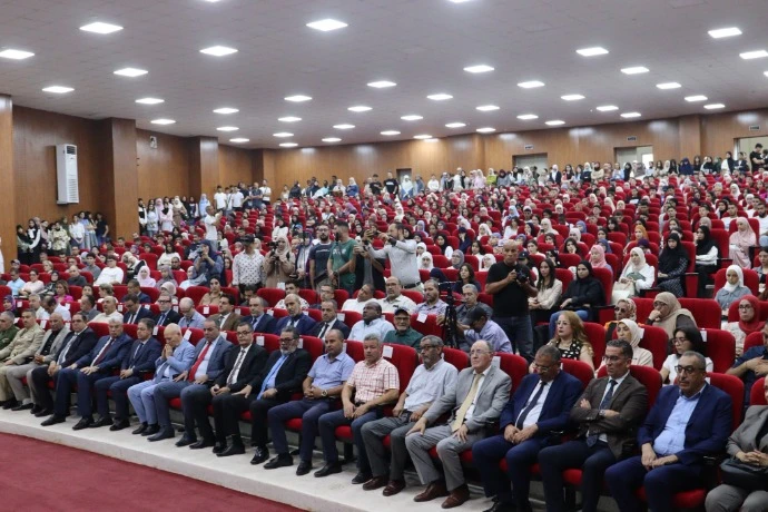 سمير شيباني  يشرف على الافتتاح الرسمي للموسم الجامعي 2025-2026  بكلية الطب