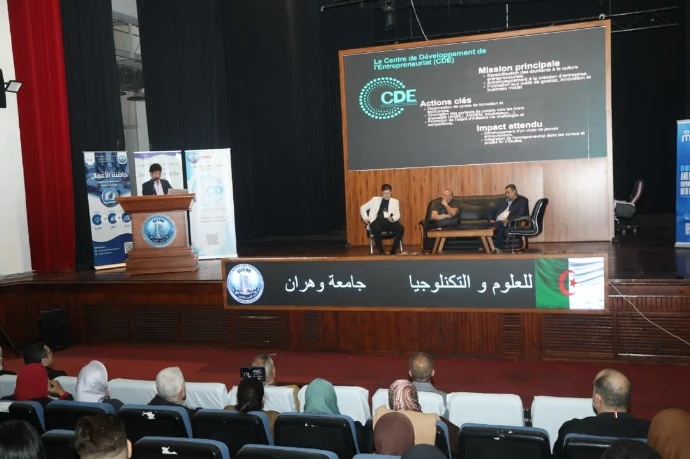 افتتاح اسبوع   المقاولاتية .بجامعة  وهران للعلوم والتنولوجيا  ..35 شهادة ابتكار في مواضيع بحثية مختلفة