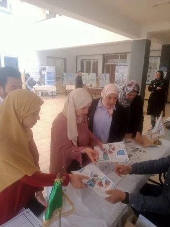 جامعة وهران 2 تنظم حملات استباقية لتوجيه التلاميذ المترشحين للبكالوريا