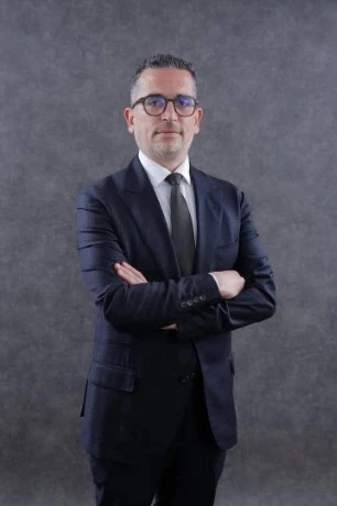 الأستاذ برغام عمر نقيبا جديدا لمنظمة المحامين بوهران