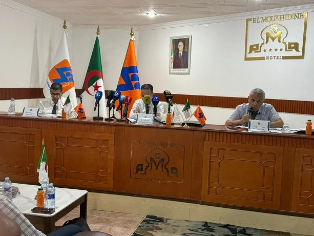 سونلغاز وهران تستبق ذروة الصيف بخطة طاقوية شاملة: استثمار يفوق 1539 مليون دينار وجهود مضاعفة لضمان استمرارية الخدمة