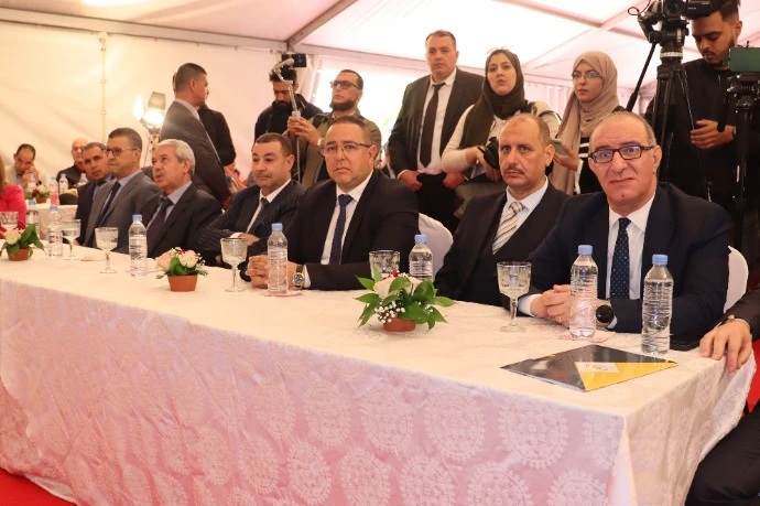 إذاعة وهران تنظم الملتقى الوطني الأول  حول  دور الإذاعة في مرافقة الشباب لولوج عالم المقاولاتية  ... جسر تواصل على أمواج الأثير