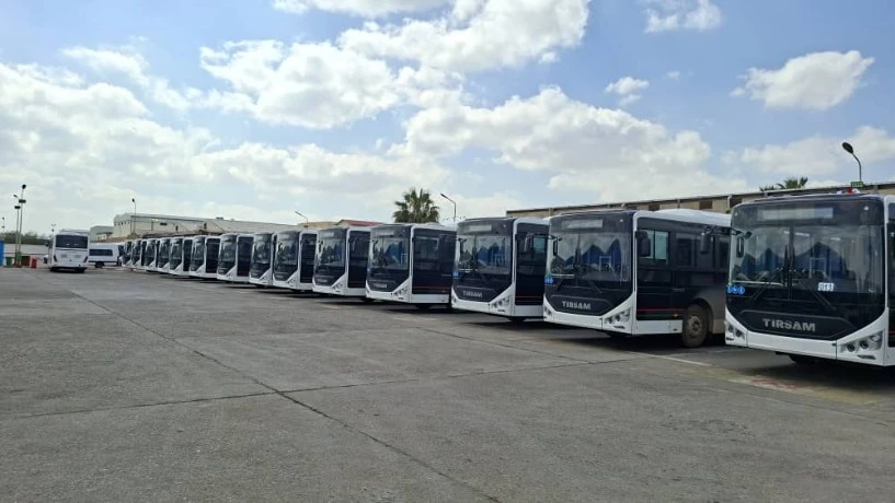 بعد أقل من أسبوع على وصول الحصة الأولى   :    50 حافلة  إضافية  جديدة لتعزيز النقل الحضري