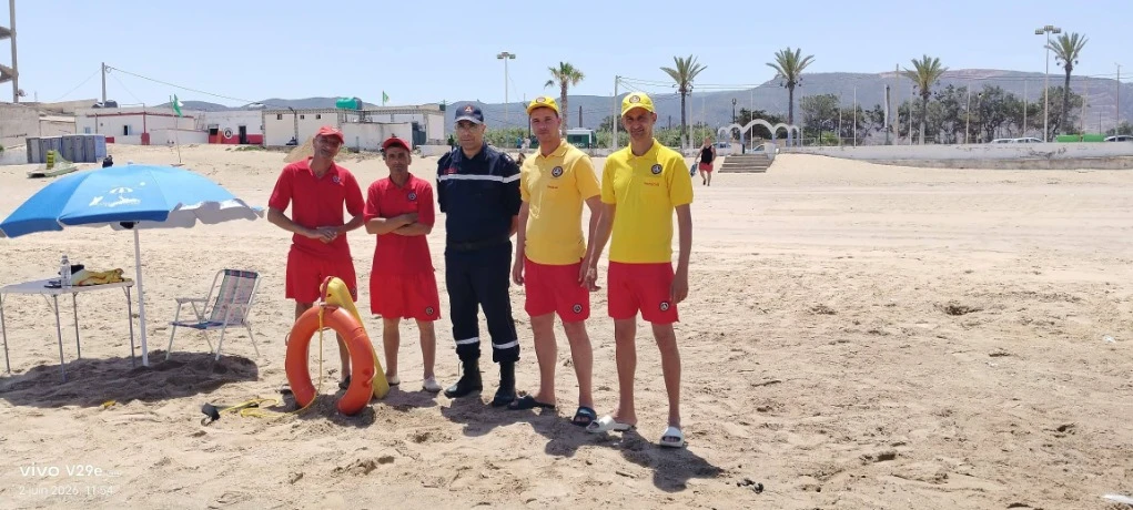 الحماية المدنية: تنصيب الجهاز الأمني لحراسة الشواطئ لموسم الإصطياف 2026