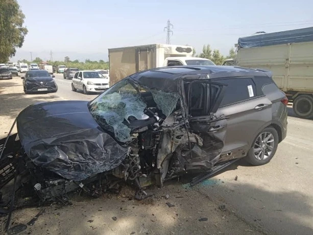 الشلف:  اصابة 11 شخصا مرور من بينهم اصابتهم خطيرة في حادث مرور بسيدي عكاشة