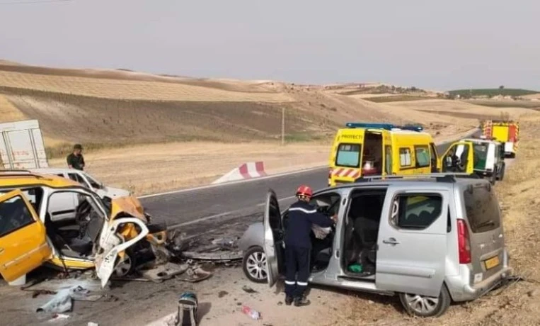 حوادث المرور: وفاة 5 أشخاص وإصابة 403 آخرين خلال 48 ساعة الأخيرة