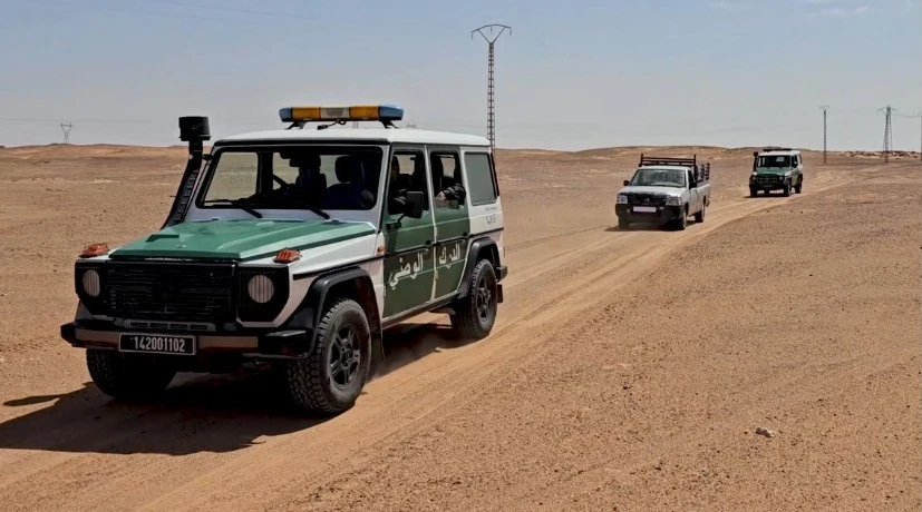 في عملية نوعية لمصالح الدرك الوطني :  حجز 300 كلغ  من الأحجار النيزكية بتميمون