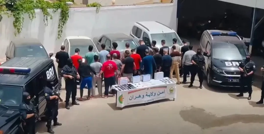 الهجرة غير الشرعية: توقيف 23 شخصا من بينهم 18 من جنسية مغربية بوهران