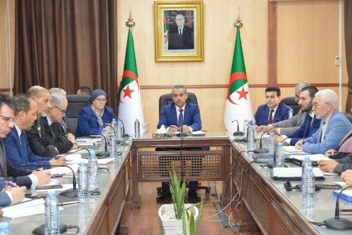 سعداوي يترأس ندوة وطنية لتقييم الفصل الأول من السنة الدراسية  ومشاريع القطاع