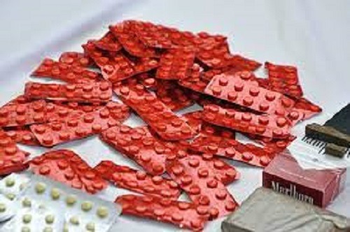 توقيف مروجيْ  أقراص مهلوسة بمعسكر