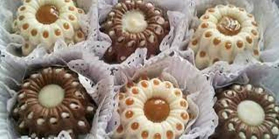 المكسرات تسقط من مكونات حلوى العيد لدى العائلات المعسكرية