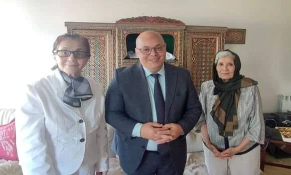 ربيقة يزور المجاهدة البطلة جميلة بوحيرد