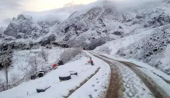 ثلوج مرتقبة على المرتفعات التي يتعدى علوها 900 متر الأحد والاثنين