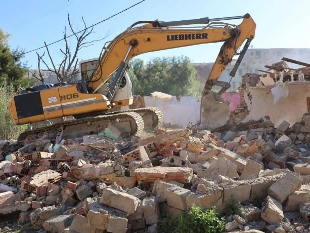 كانت تقطن في سكنات هشة  ببلدية تيسمسيلت...  ترحيل 17 عائلة  إلى  سكنات لائقة