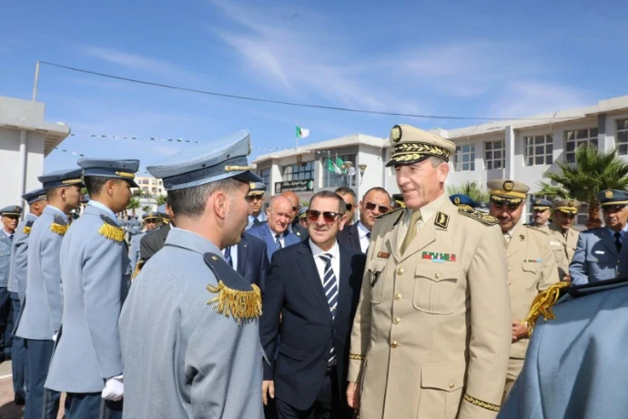باتنة: تخرج دفعتي ضباط الفرق وأعوان الرقابة للجمارك 2025-2026  مدرسة الجمارك الشهيد العقيد محمد عموري