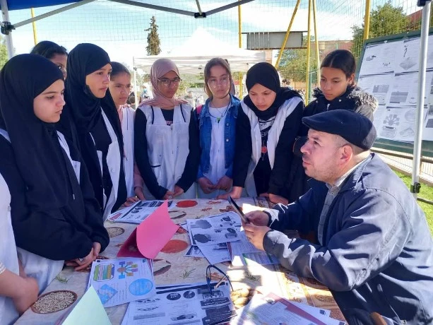 سعيدة: انطلاق فعاليات الأسبوع الاعلامي التحسيسي لفائدة التلاميذ بمتوسطة رحو