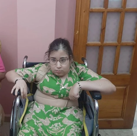 غليزان : دعاء لخضاري من بلدية سيدي أمحمد بن علي، تتحدى الإعاقة وتتحصل على الرتبة الأولى ولائيا في شهادة التعليم المتوسط  في فئة ذوي الهمم