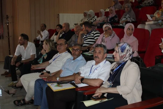 غليزان:سرطان الثدي والقولون محور يوم دراسي بمعهد تكوين شبه الطبي