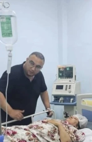 مدير الصحة لولاية البيض يزور إحدى ضحايا  حادث المرور بمستشفى سيدي بلعباس