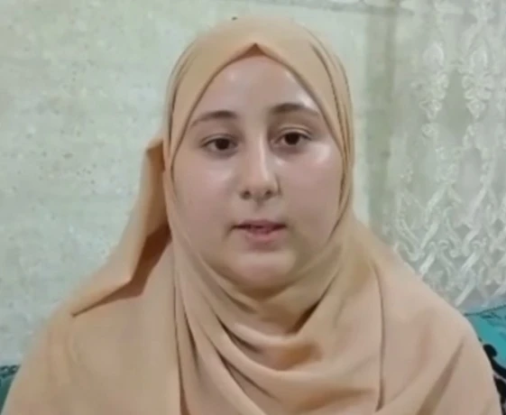غليزان: خان حليمة متحصلة على أعلى معدل 17.77  بشعبة الآداب و الفلسفة على المستوى الوطني