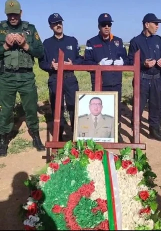جثمان العقيد بطواف ربيع قائد القطاع العسكري بتيميمون يوارى الثرى بتيغنيف