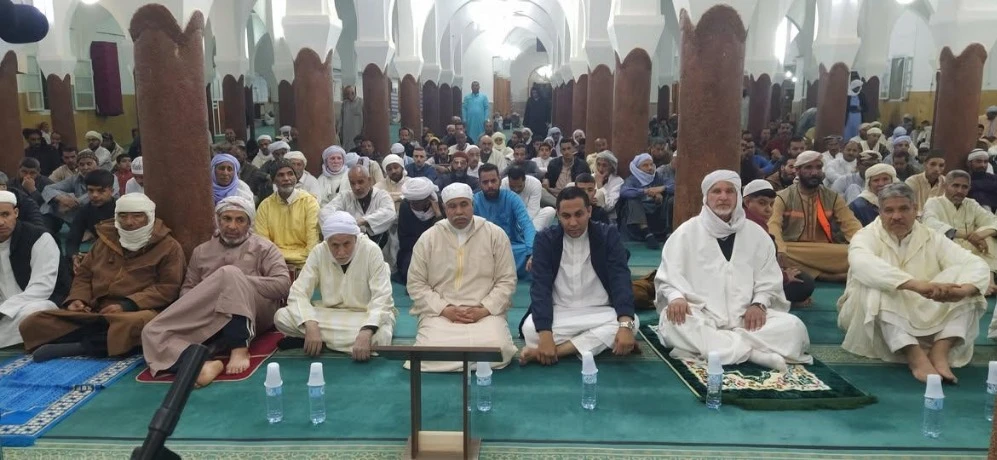 مسجد "عثمان بن عفان "بالأبيض سيدي الشيخ ...  تكريم حفظة القرآن الكريم و ذوي الهمم