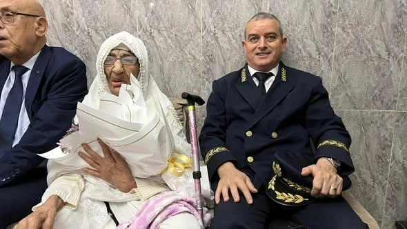 برنامج الاحتفال بذكرى1 نوفمبر متواصل بمستغانم ....توزيع مقررات الاستفادة من 2752 مسكنا بمختلف الصيغ