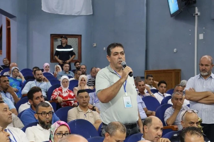 والي معسكر عايسي في لقاء خاص مع المستثمرين .."رفع العراقيل عن 92 مشروعا ومنح 31 رخصة استغلال استثنائية"