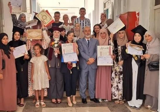 حفل تخرج بقسم علوم الإعلام والاتصال بجامعة مستغانم   تكريم الطلبة الأوائل في أجواء مميزة