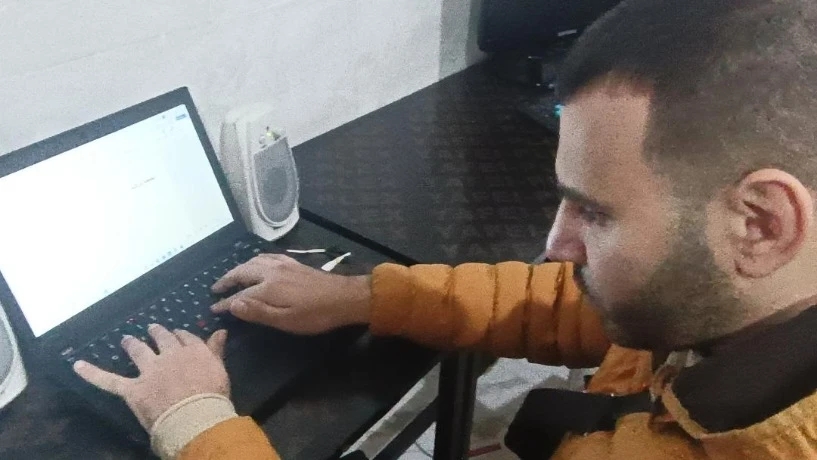 غليزان : جمعية البصيرة تنظم دورة تكوينية للمكفوفين في تقنيات الحاسوب والهواتف الذكية