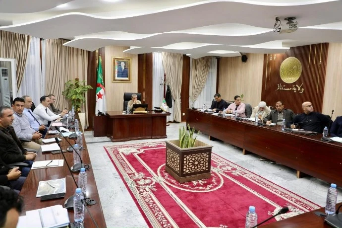 مستغانم: المنطقة الصناعية البرجية 1 و 2 تدخل مرحلة التهيئة والربط