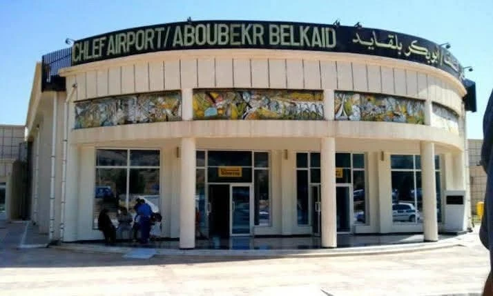المطار الدولي أبو بكر بلقايد بالشلف.. تخصيص 5 رحلات جوية ليلية نحو فرنسا