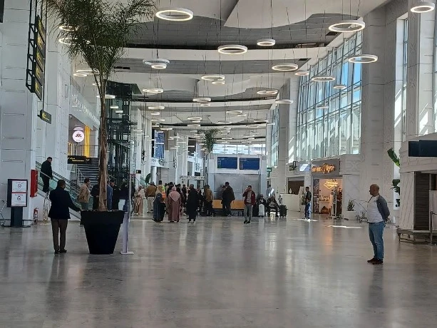 مغتربون يحرصون على قضاء الشهر الفضيل بالجزائر  ...لا يحلو رمضان إلا في حضن الوطن