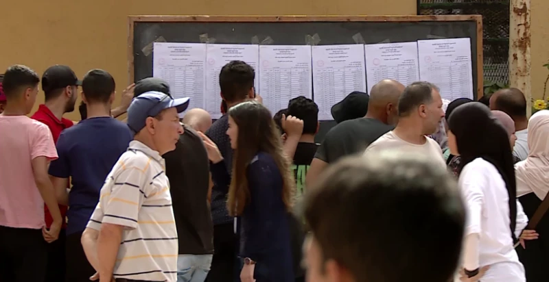 غليزان : التلميذة بوزيان فاطمة تتحصل على أعلى معدل ولائيا 19.78