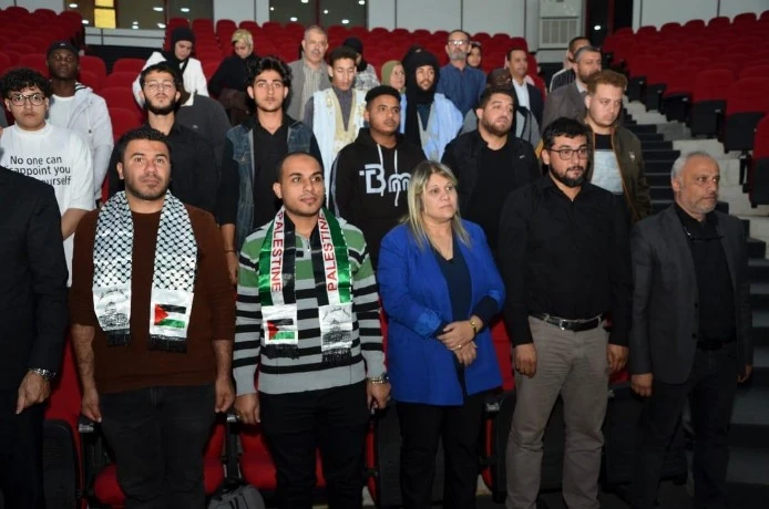 جامعة مستغانم تستقبل الطلبة الأجانب إحياءً لمناسبة "يوم مرحبا"
