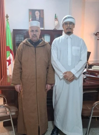المسابقة الدولية لحفظ القرآن وتجويده بجمهورية "زنجبار"  ....عبد الرحمان مرسلي من سيدي بلعباس يفوز بالمرتبة الثالثة