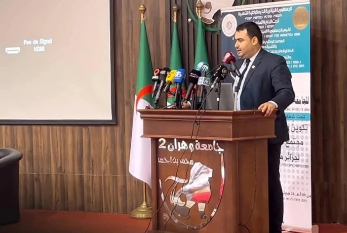 جامعة وهران 2 تحتضن فعاليات الدورة الثالثة والأخيرة للجامعة الصيفية ... ورشات تكوينية لترسيخ الشراكة وتعزيز الدور الجمعوي الوطني