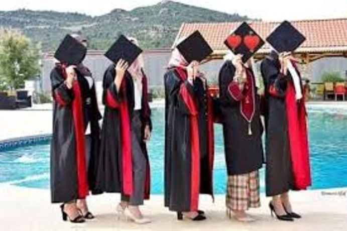 بريستيج حفلات التخرج