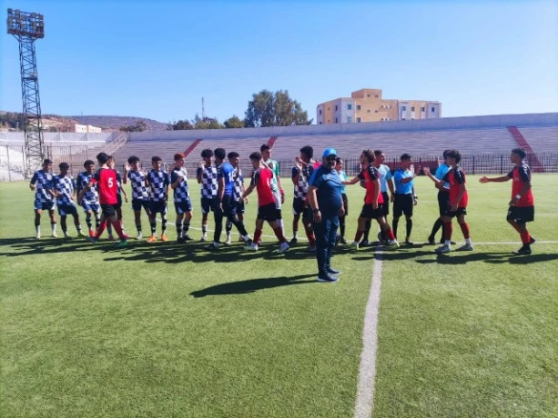 كأس الجزائر لكرة القدم المدرسية..  "الفاف " تختار وهران لاستضافة النهائيات يوم 17 ديسمبر